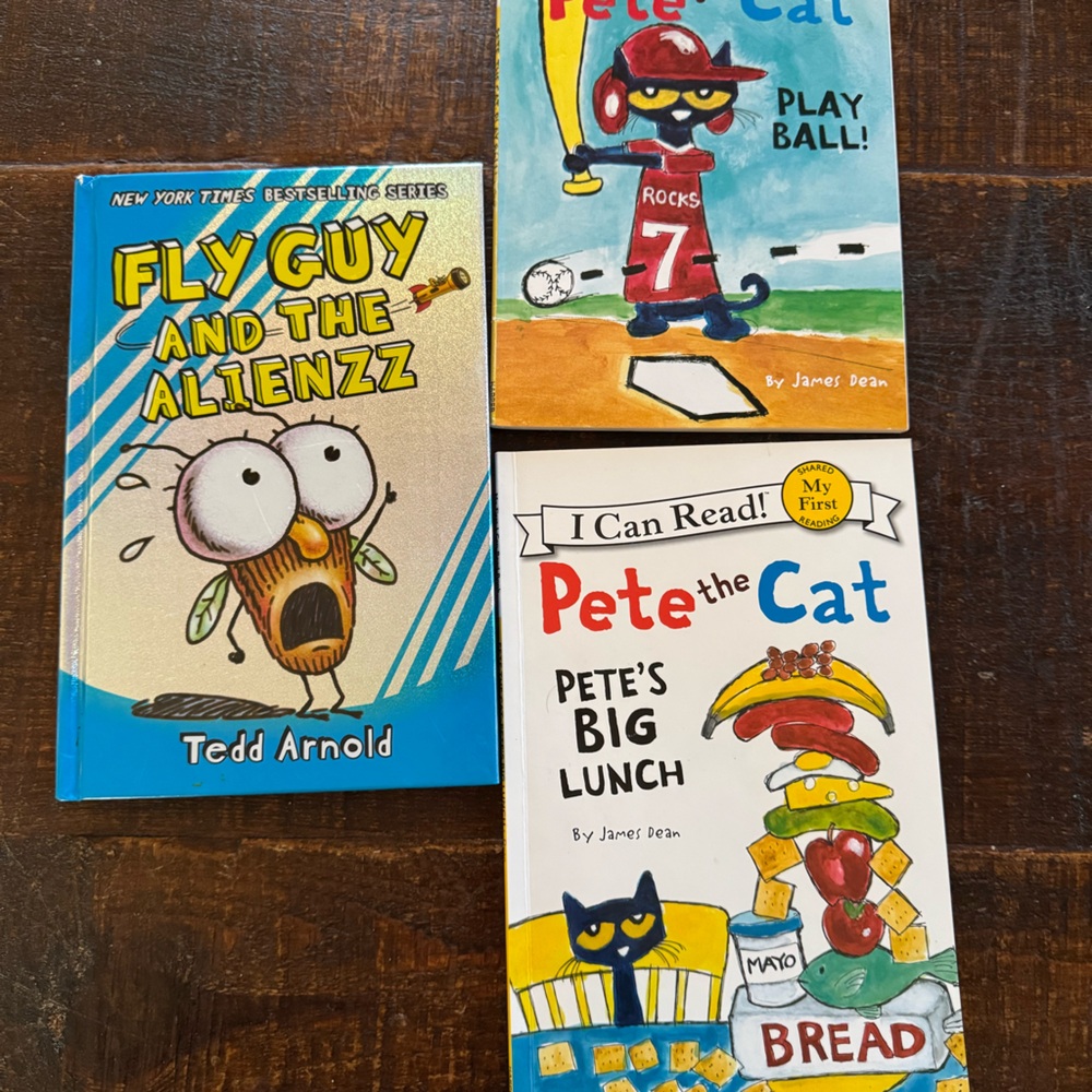 Children's Book Set: Pete the Cat and Fly Guy